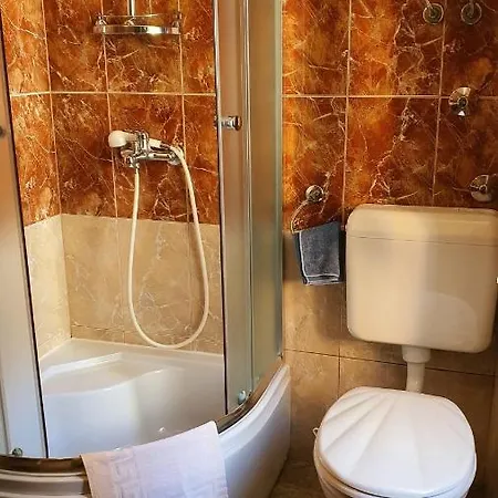 Franceska Apartment Cres