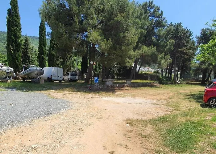 Franceska Διαμέρισμα *