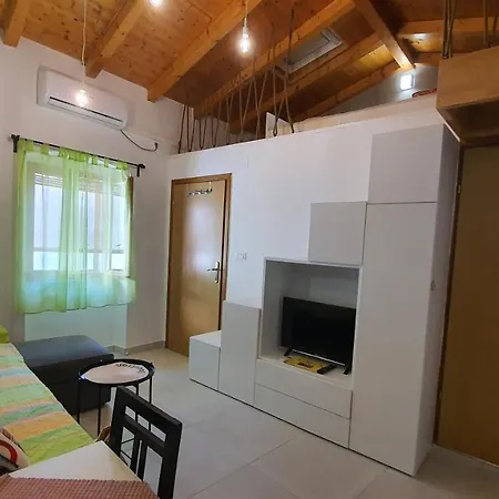 Franceska 아파트 크레스